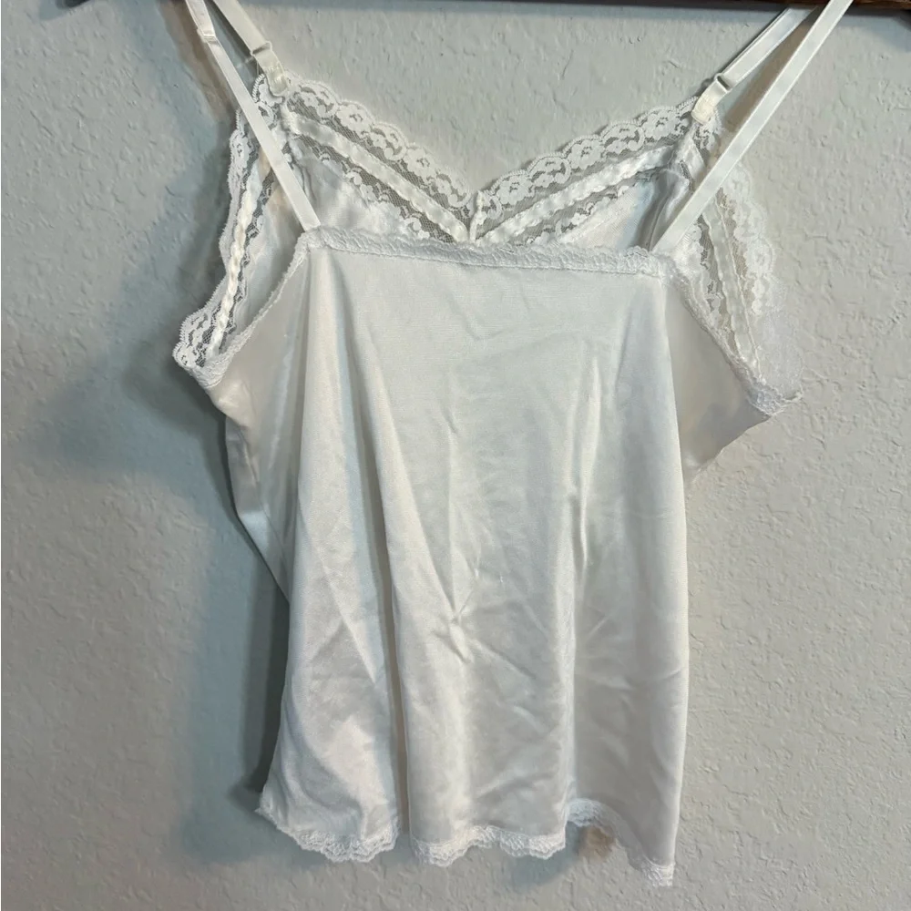 Melody White Lace Trim Camisole - Picture 6 of 8